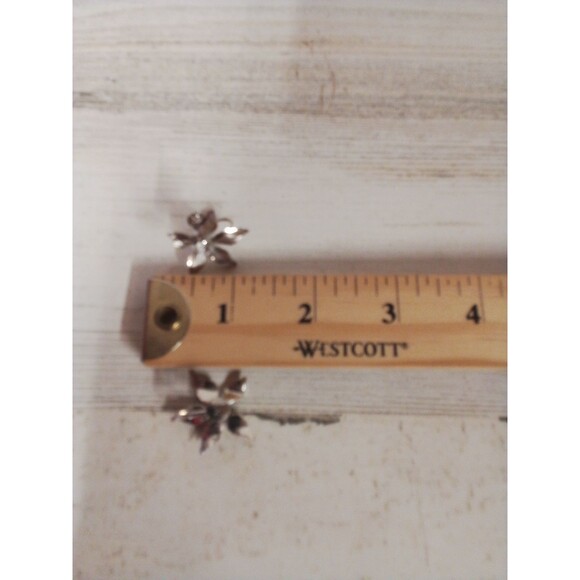 Vintage Jewelry In Jewels By Jenay Case - Picture 12 of 14